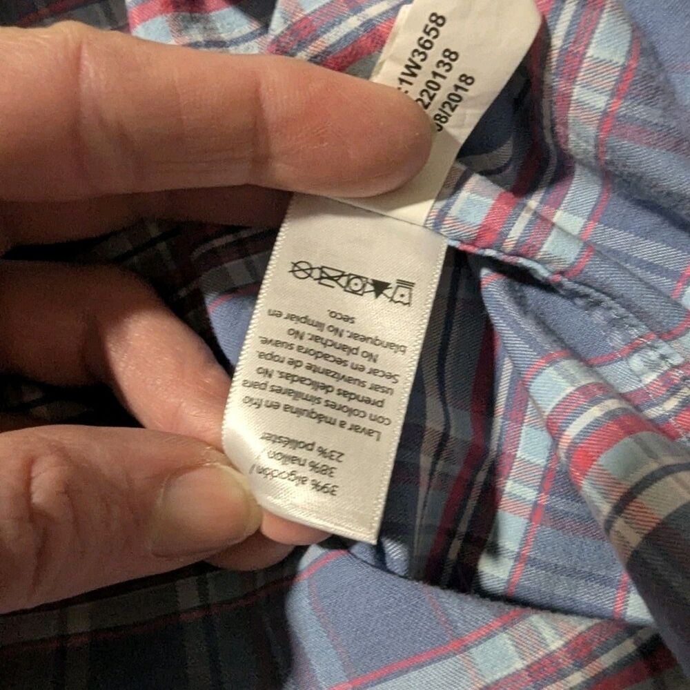 Vineyard Vines Large Performance Classic Fit Murray Plaid Shirt - Navy & Red - Picture 4 of 7